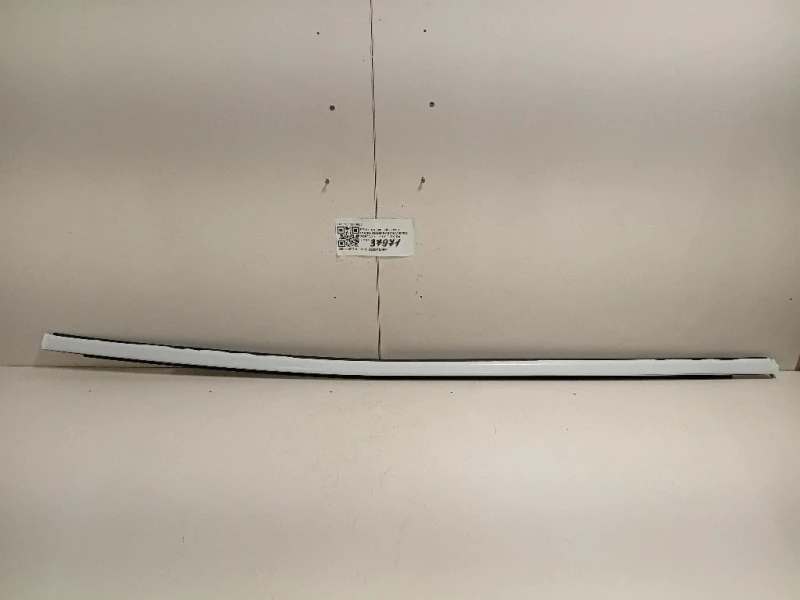 Guarnizione Raschiavetro Porta EST POST DX 9811240680 Peugeot 3008 II 2016