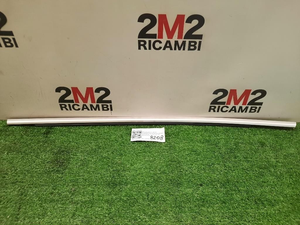 Guarnizione Raschiavetro Porta EST POST DX 31352387 Volvo V40 II 2012