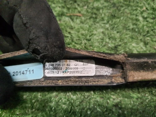 Guarnizione Raschiavetro Porta EST POST SX A2467350182 Mercedes Classe B W246 2012