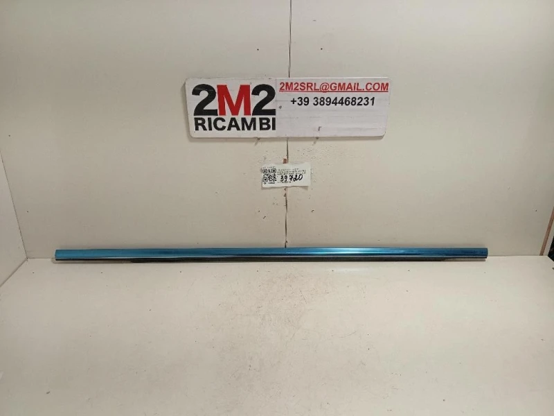 Guarnizione Raschiavetro Porta EST POST SX 98004074 Peugeot 308 II 2017