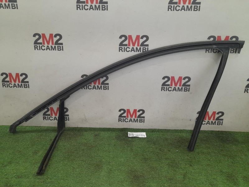 Guida Scorrimento Cristallo Porta ANT DX 50511607 ANT DX Alfa Romeo Giulietta 2010