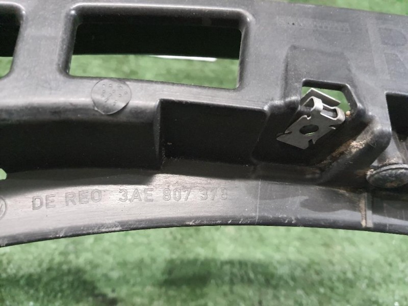 Guida Sostegno Paraurti POST DX 3AE807378 Volkswagen Passat VI 2011