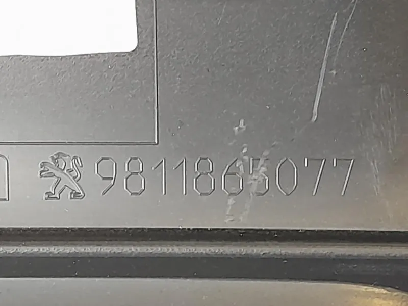 Paraurti POST 9811865077 Peugeot 3008 II 2016