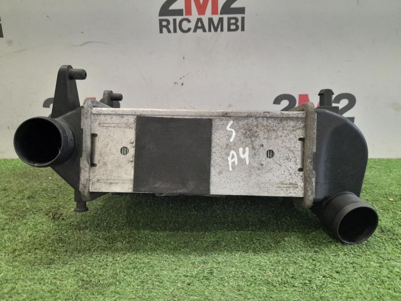 Intercooler 8E0145806L Audi A4 8HE Cabrio 2006