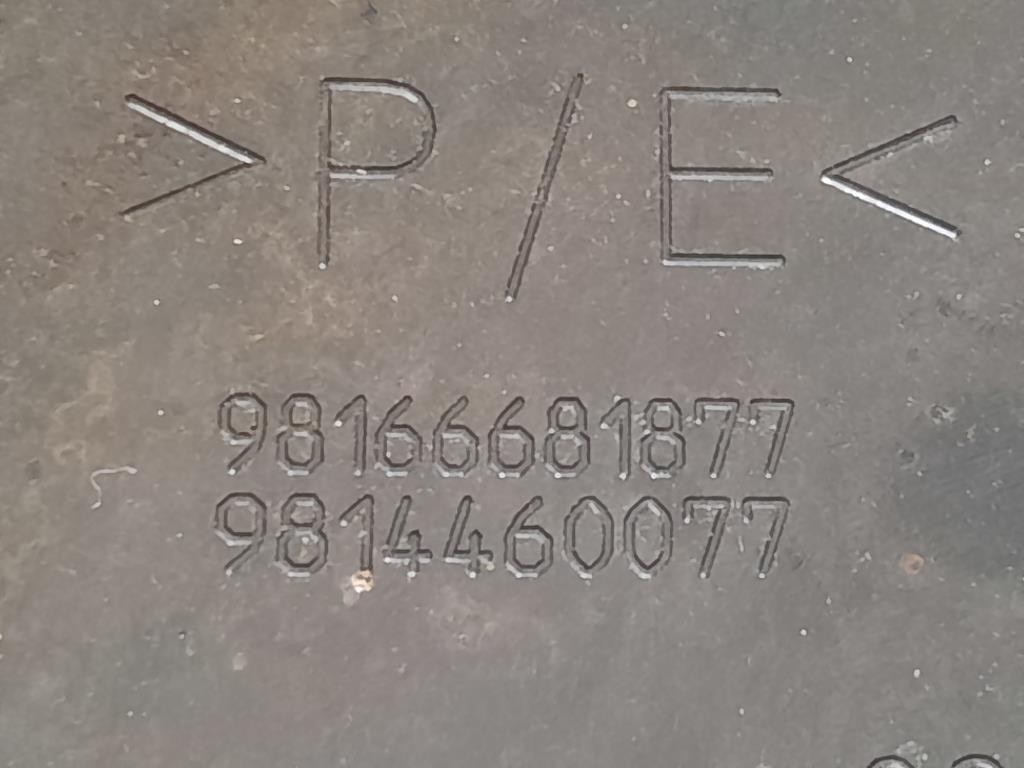 Paraurti POST 98166681877 Peugeot 5008 II 2017