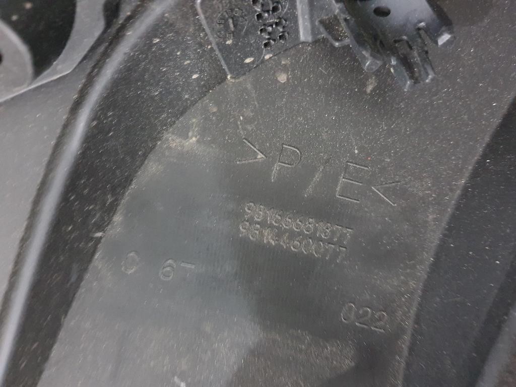 Paraurti POST 98166681877 Peugeot 5008 II 2017