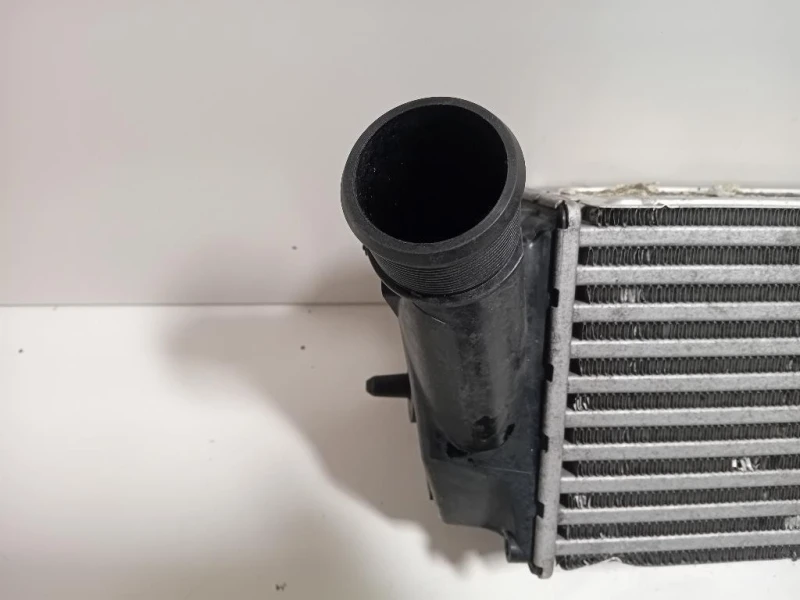 Intercooler C1B1-9L440-AB Ford Fiesta VI 2012