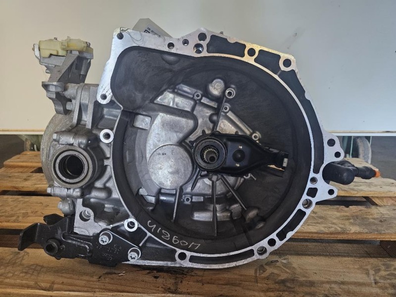 Cambio 9811243810 DV5RD 1631737680 Peugeot 308 II 2017