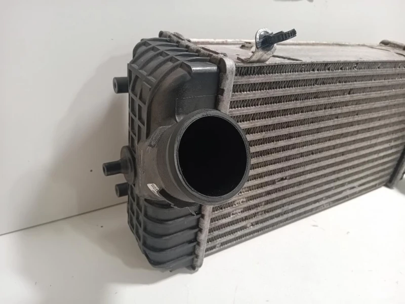 Intercooler 28270-2F700 Hyundai Santa FÉ IV 2013