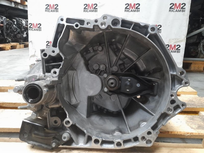 Cambio 9811243810 DV5RD YH01 1631737680 Peugeot 308 II 2017