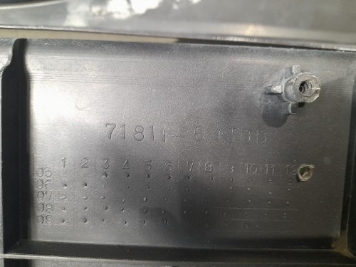 Paraurti POST 7181164J00 Suzuki Grand Vitara II 2005