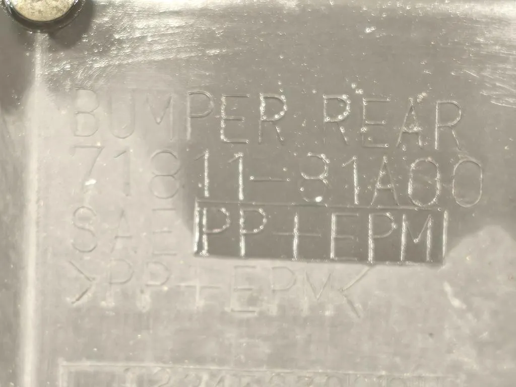 Paraurti POST 71811-81A00 Suzuki Jimny I 1999