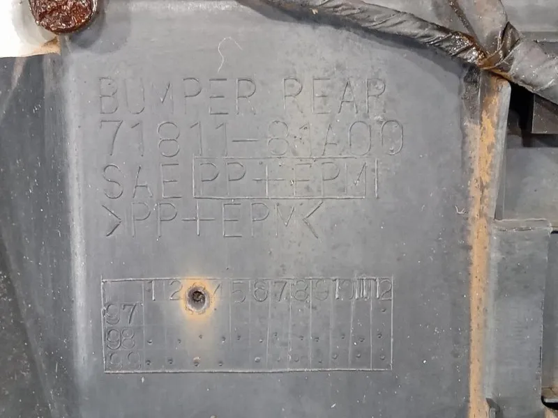 Paraurti POST 7181181A105PK Suzuki Jimny I 1999