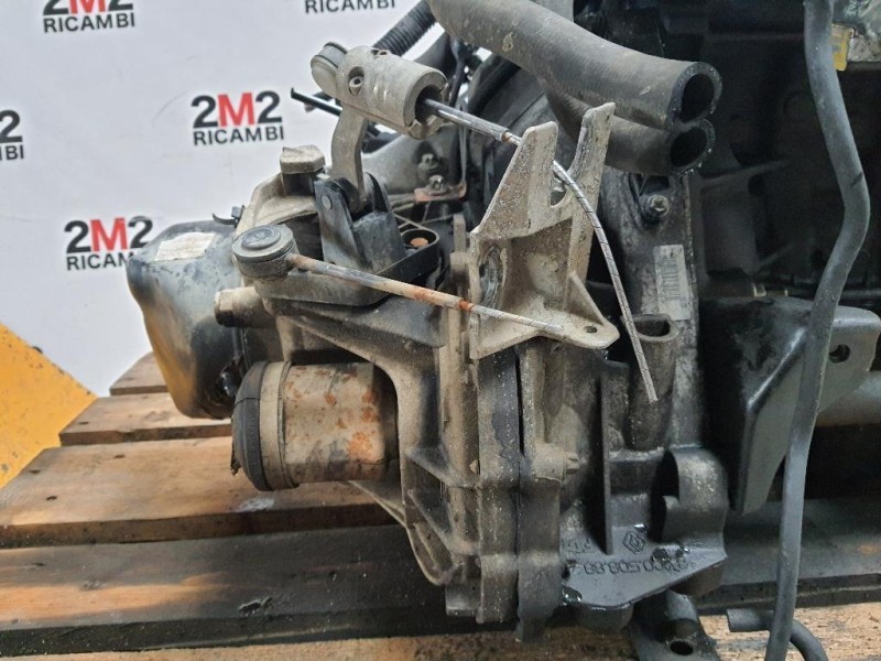 Cambio 820050888 SCATOLA Renault CLIO III 2006