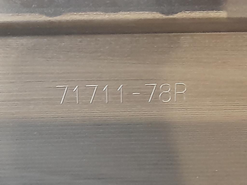 Paraurti POST 71811-78R Suzuki Jimny II 2018