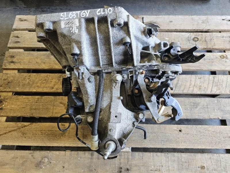 Cambio JH3 334 - R049842 Renault CLIO IV 2013