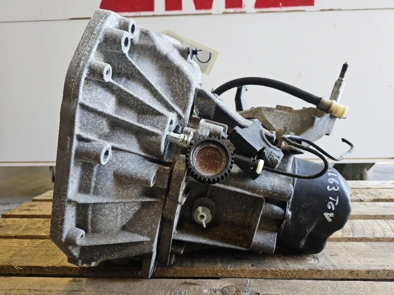 Cambio JH3 334 - R049842 Renault CLIO IV 2013