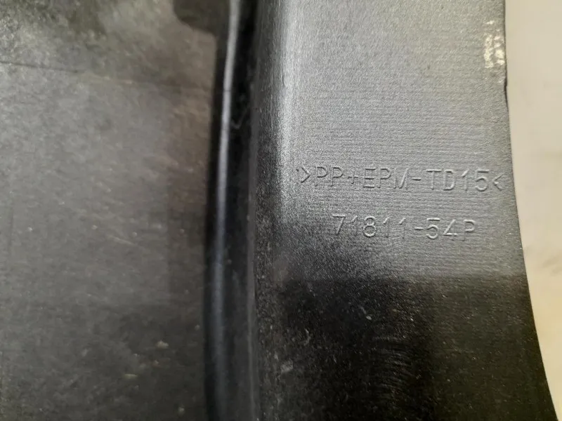 Paraurti POST 7181154P Suzuki Vitara II 2015