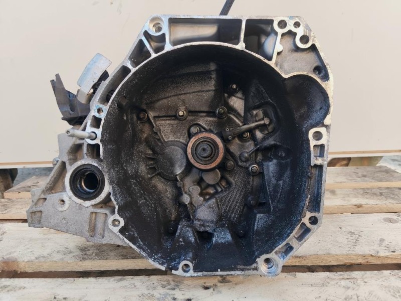 Cambio R371685 5 MARCE MANUALE Renault CLIO IV 2016