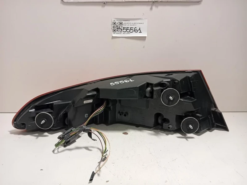Fanale POST DX VPCX2X-13AA517-A Jaguar XF I 2011