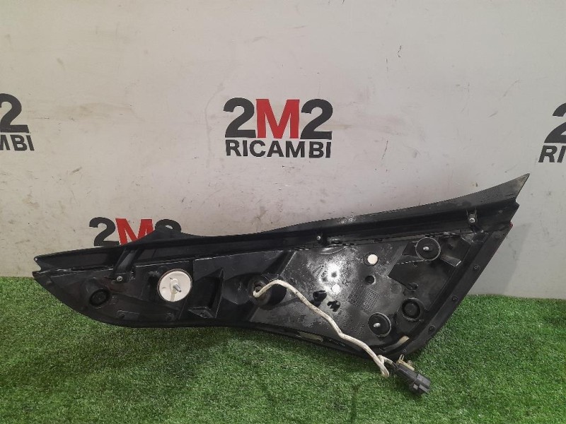 Fanale POST DX Jaguar XJ8 X408 2003