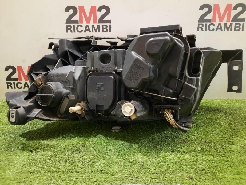 Proiettore ANT DX 89318941 63117202576 Bmw Serie 3 E90 Berlina 2005