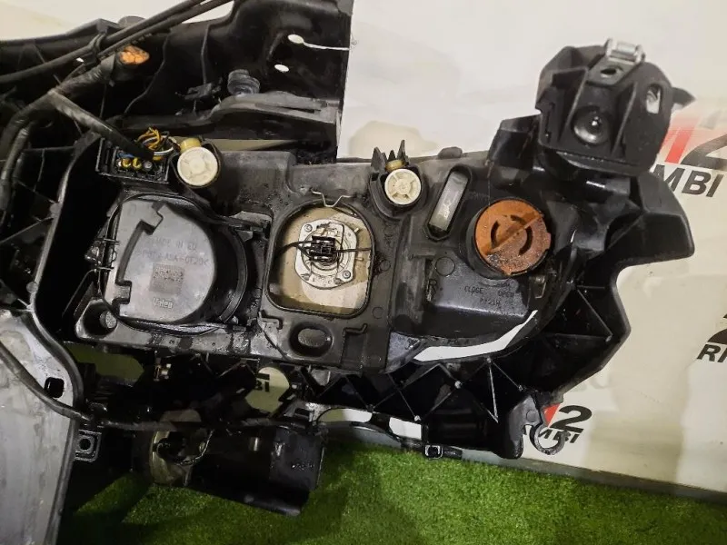 Proiettore ANT DX 63116942724 89311660 Bmw Serie 3 E90 Berlina 2005