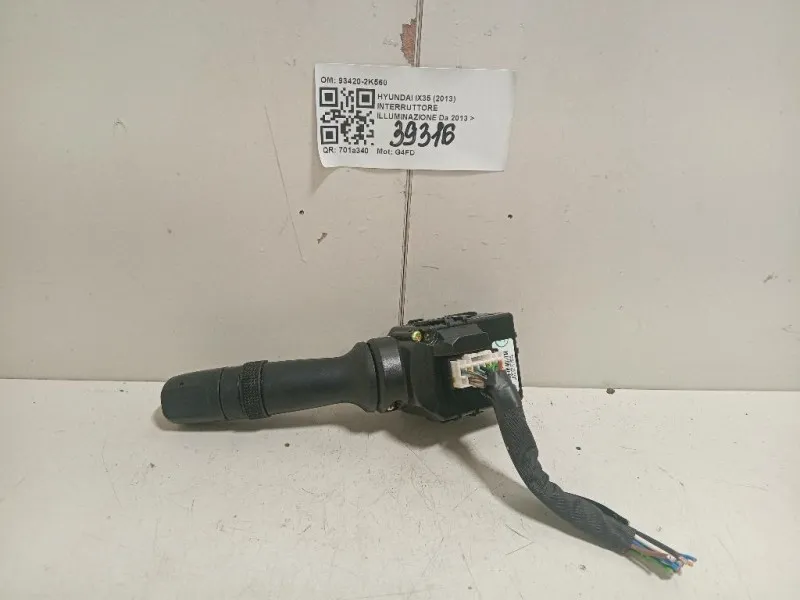 Interruttore Illuminazione 93420-2K560 Hyundai IX35 2013