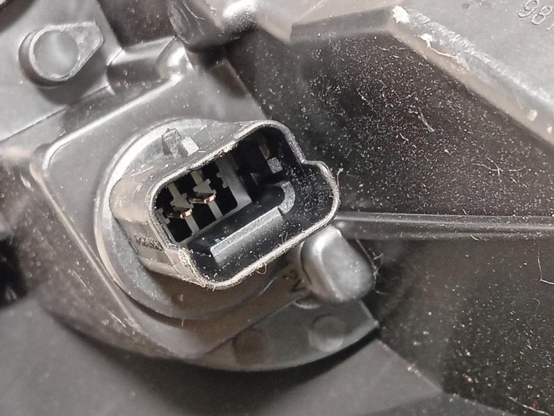 Proiettore ANT DX 9833480480-03 Citroen C3 III 2016