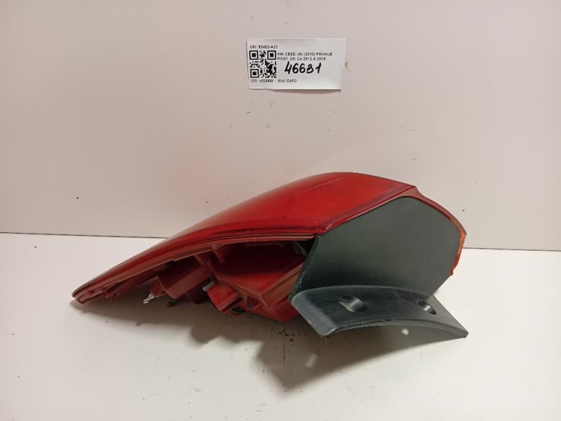 Fanale POST DX 92402-A20 Kia CEED II 2012