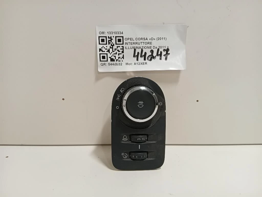 Interruttore Illuminazione 13310334 Opel Corsa D 2011