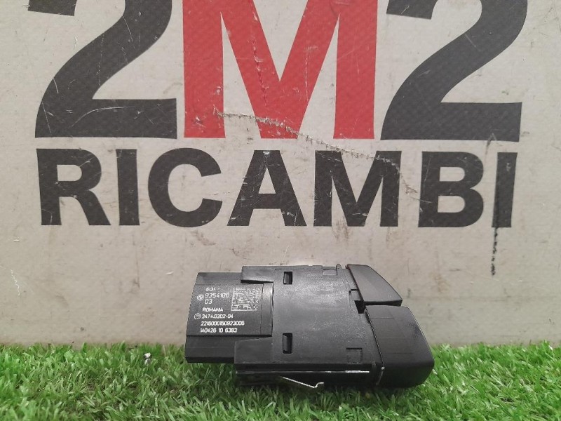 Interruttore LUCI Emergenza 9354186 Bmw X1 F48 2015