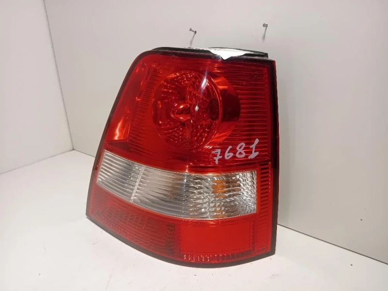 Fanale POST DX 924023E510 Kia Sorento II 2006