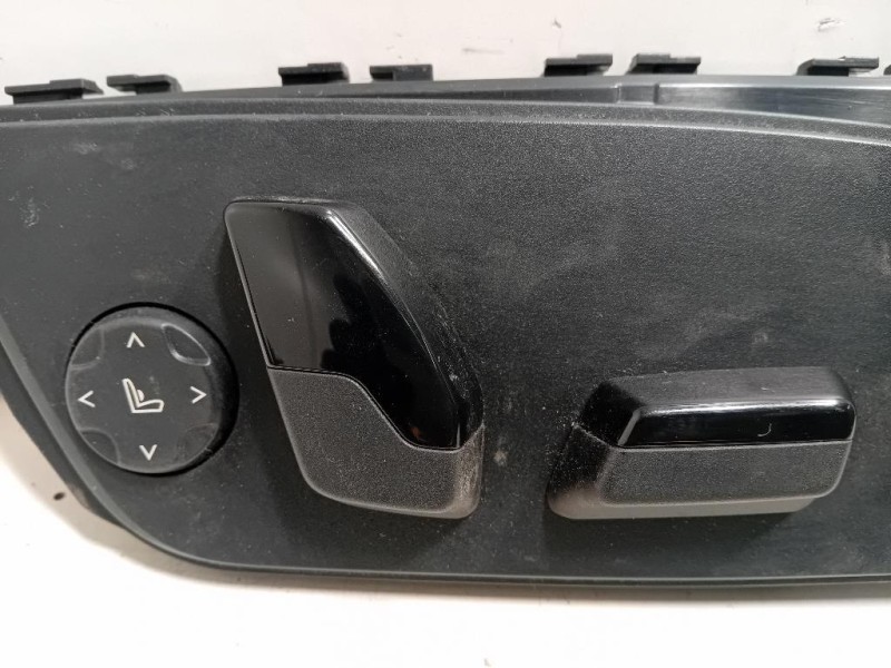 Interruttore Regolazione Sedile ANT DX 9330918 Bmw Serie 5 G30 Berlina 2016
