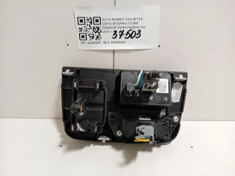 Interruttore Sensori Parcheggio Alfa Romeo Giulietta 2013