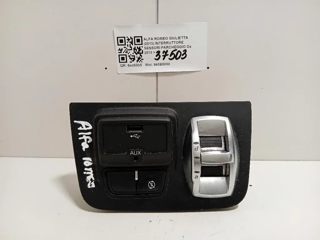 Interruttore Sensori Parcheggio Alfa Romeo Giulietta 2013