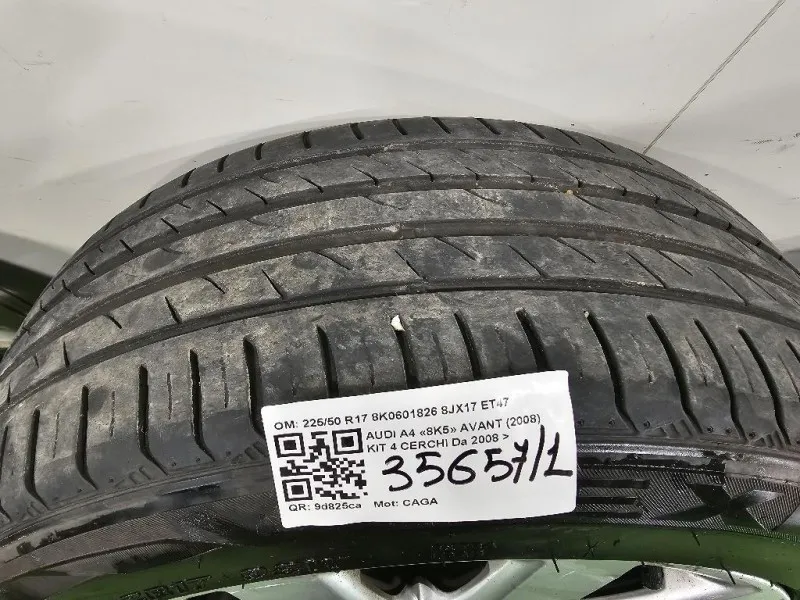 KIT 4 Cerchi 22550 R17 8K0601826 8JX17 ET47 Audi A4 8K5 Avant 2008