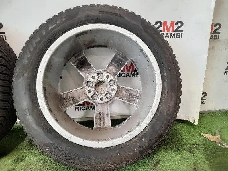 KIT 4 Cerchi 81A 601 025 B Audi Q2 GAB 2016