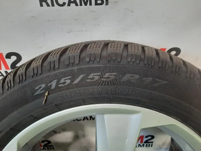 KIT 4 Cerchi 81A 601 025 B Audi Q2 GAB 2016