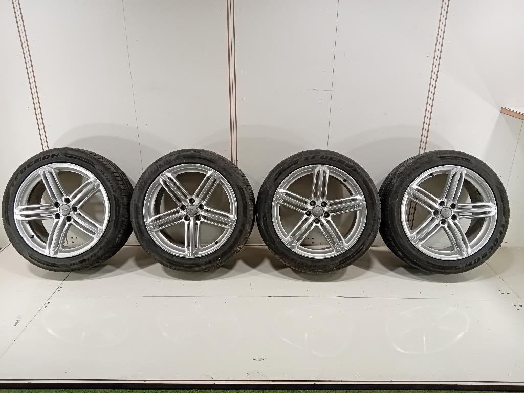 KIT 4 Cerchi 8R0601025AH RAGGIO 20 Audi Q5 8RB 2012