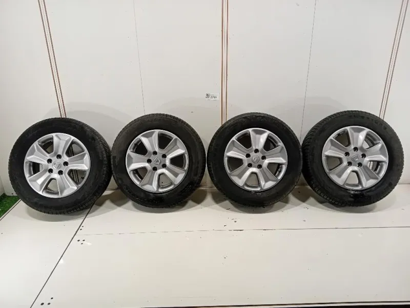 KIT 4 Cerchi 215 65 R16 40300480R Dacia Duster I 2014