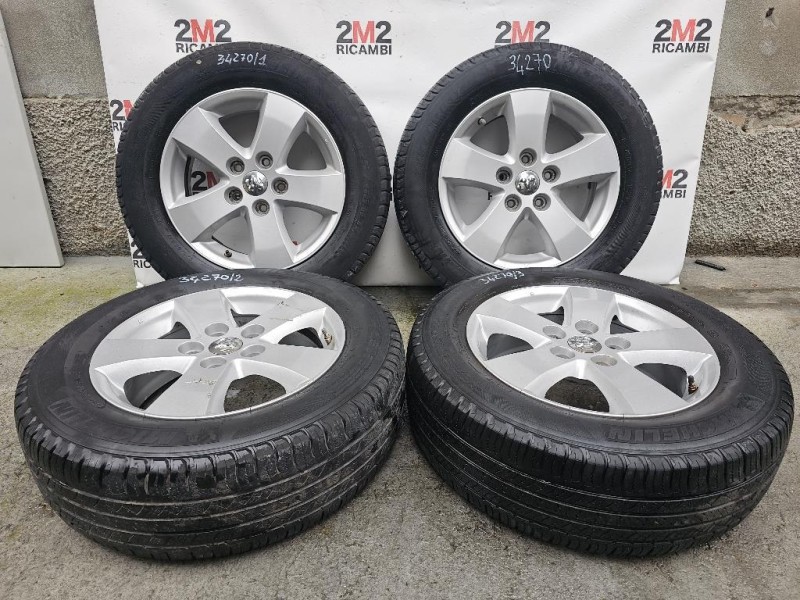 KIT 4 Cerchi 4 CERCHI DODGE FREEMONT 22565 R 17 Fiat Freemont 2011