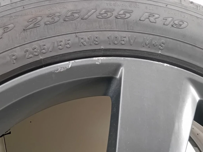 KIT 4 Cerchi J9C3-DA 23555 R19 105 V Jaguar E-pace 2017