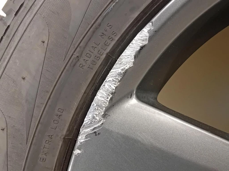 KIT 4 Cerchi J9C3-DA 23555 R19 105 V Jaguar E-pace 2017