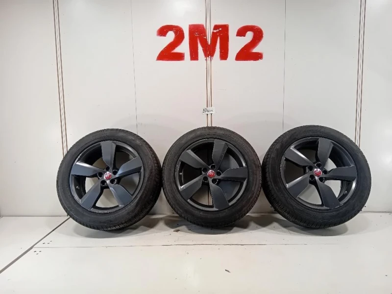 KIT 4 Cerchi J9C3-DA 23555 R19 105 V Jaguar E-pace 2017