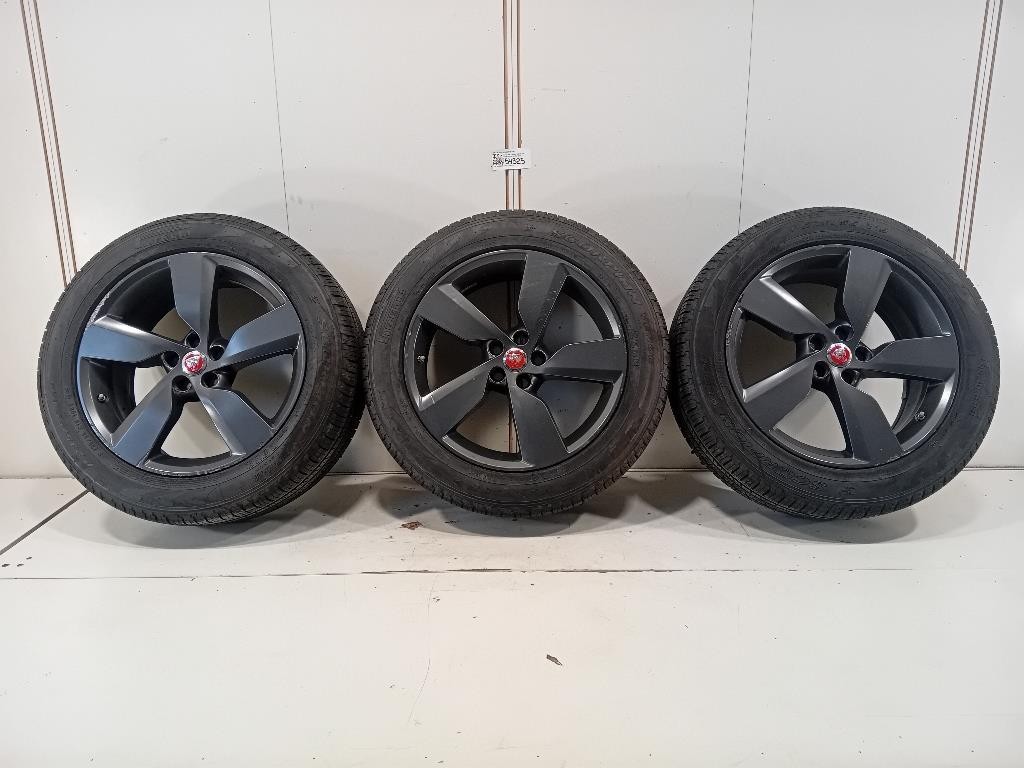 KIT 4 Cerchi J9C3-DA 23555 R19 105 V Jaguar E-pace 2017