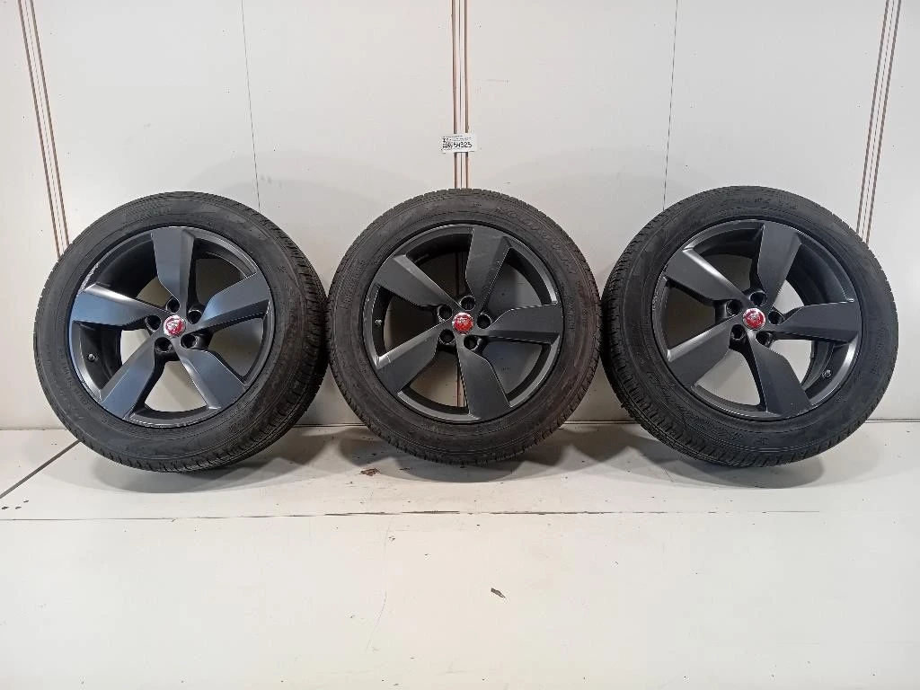 KIT 4 Cerchi J9C3-DA 23555 R19 105 V Jaguar E-pace 2017