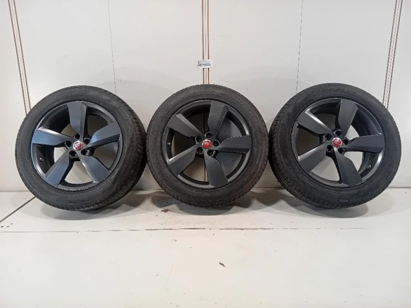KIT 4 Cerchi J9C3-DA 23555 R19 105 V Jaguar E-pace 2017