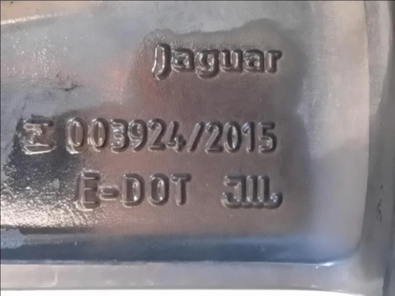 KIT 4 Cerchi HK8M-1007-LA Jaguar F-pace 2015