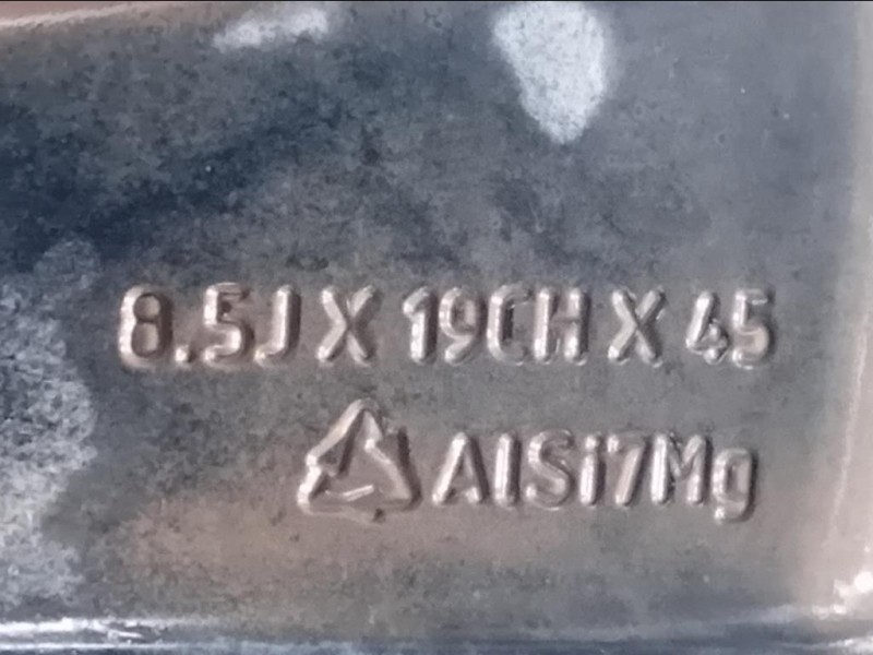 KIT 4 Cerchi HK8M-1007-LA Jaguar F-pace 2015